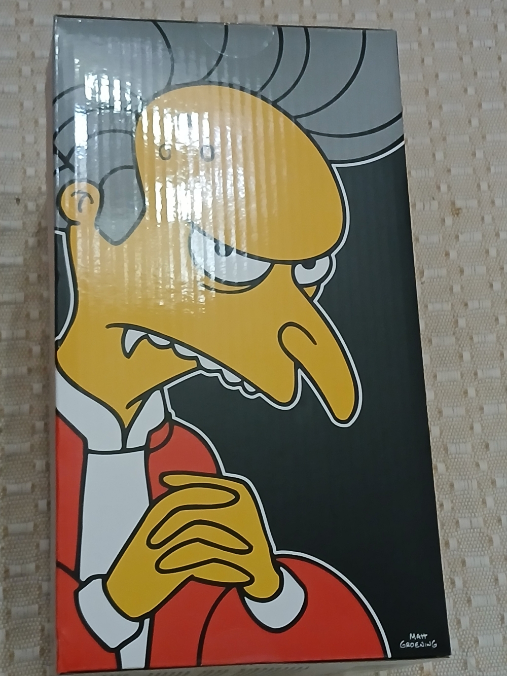 The Simspons - Deluxe Vampire Mr Burns Action Figure In Coffin. New NIB - Picture 6 of 10